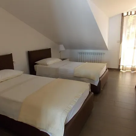 Corte Dei Merli Suite & Room Pensionat 3*